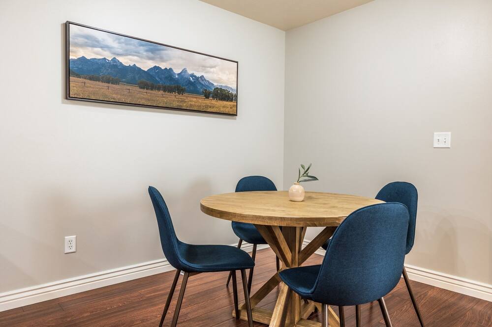 Photo of Bedroom in Blackfoot