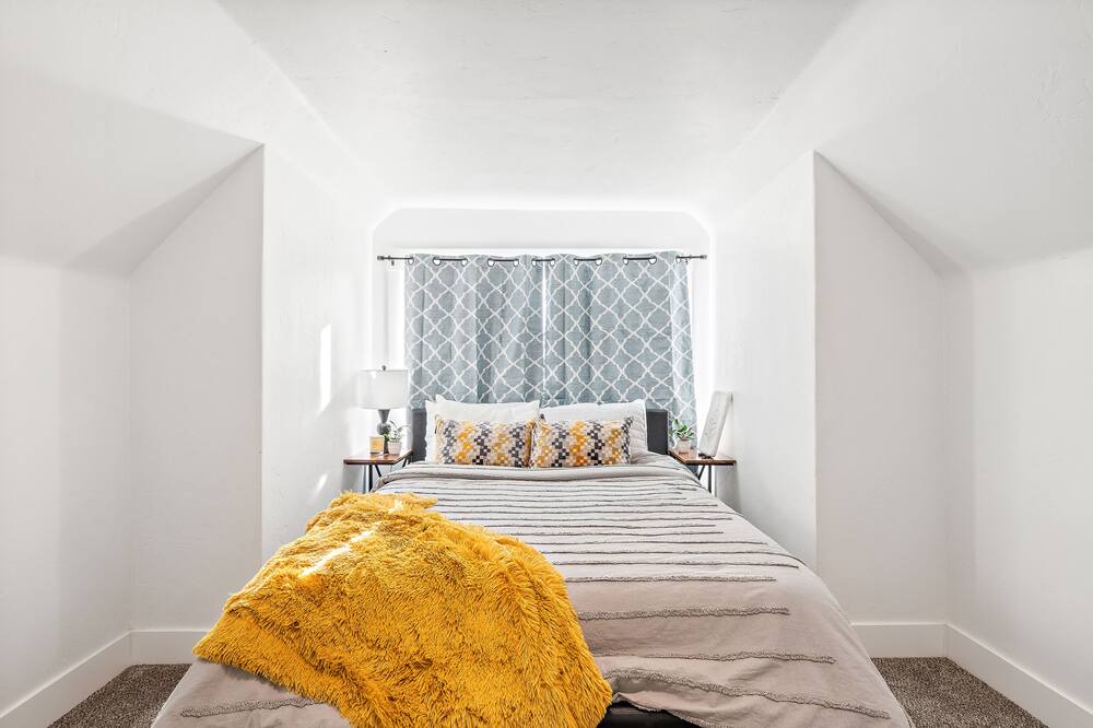 Photo of Bedroom in Downtown Boise