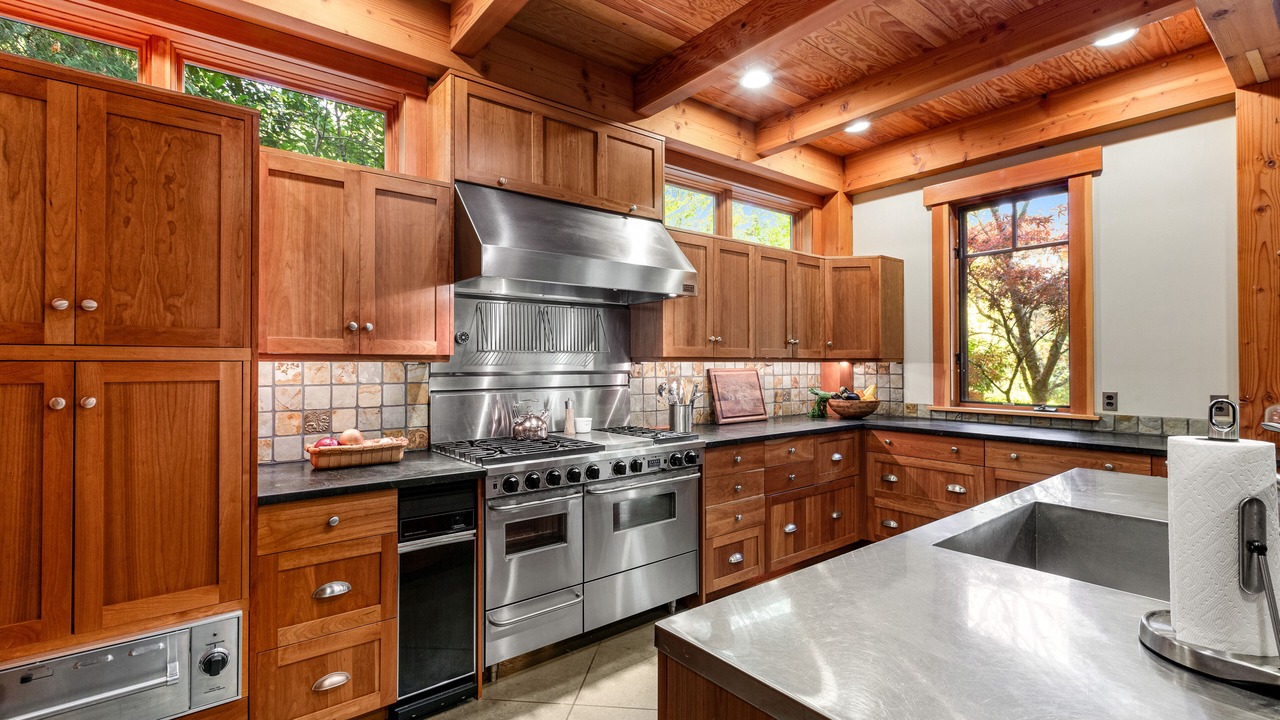 Photo of Kitchen in Rollingbay