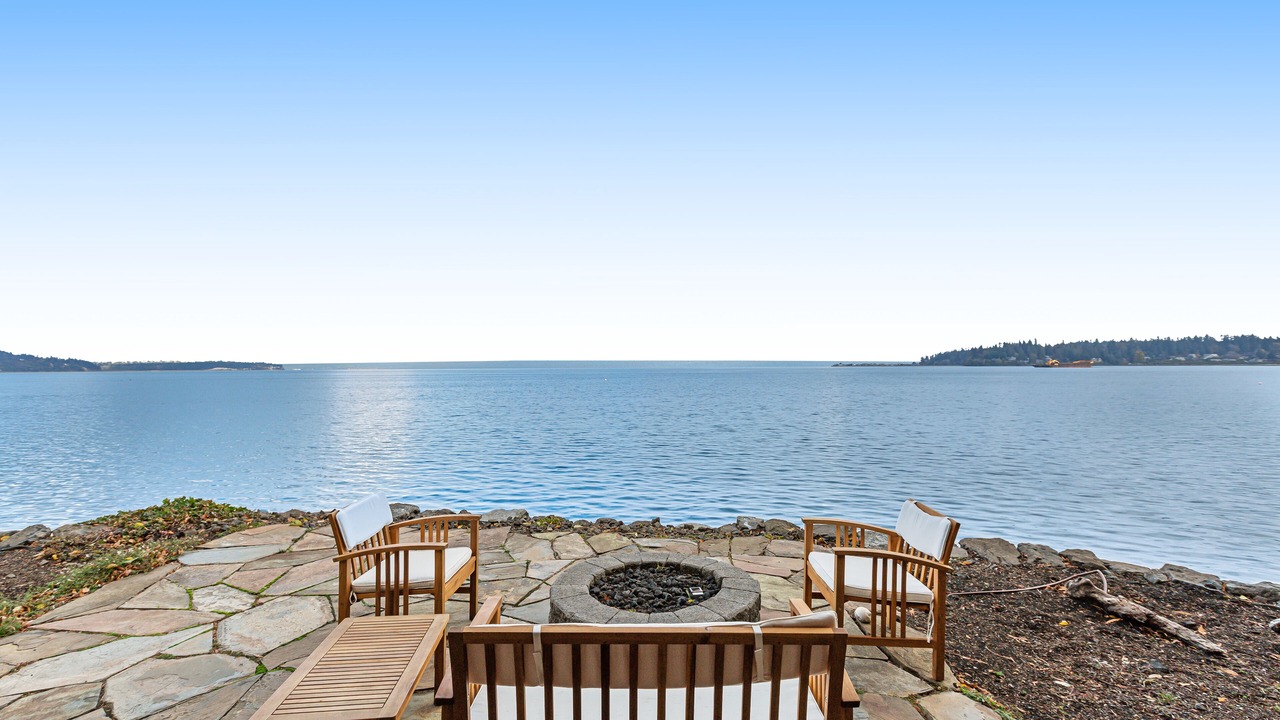 Photo of Outdoor in Rollingbay