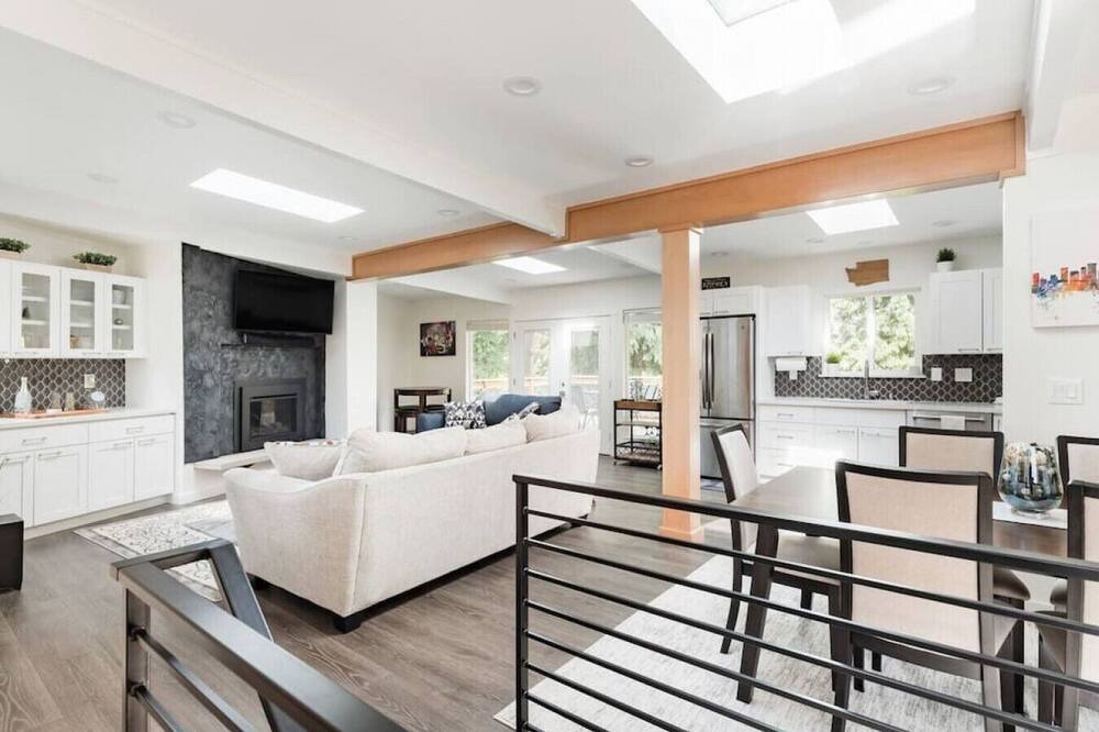 Photo of Bedroom in Lake Forest Park