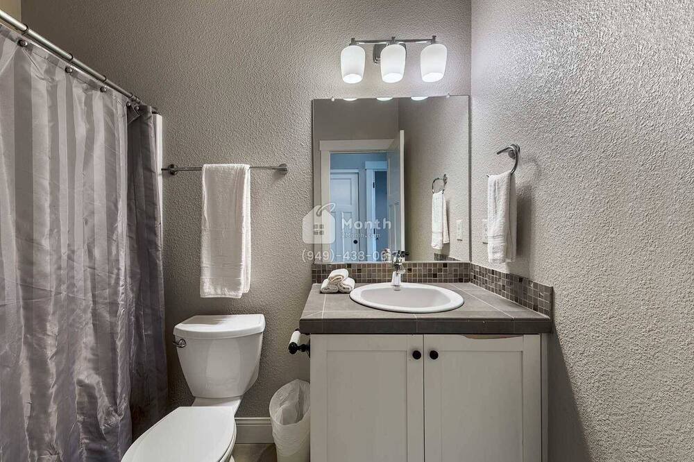 Photo of Bathroom in Cedar Hills