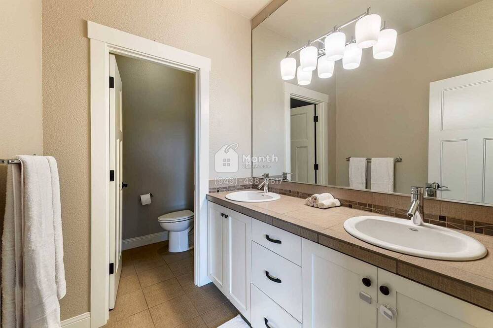Photo of Bathroom in Cedar Hills