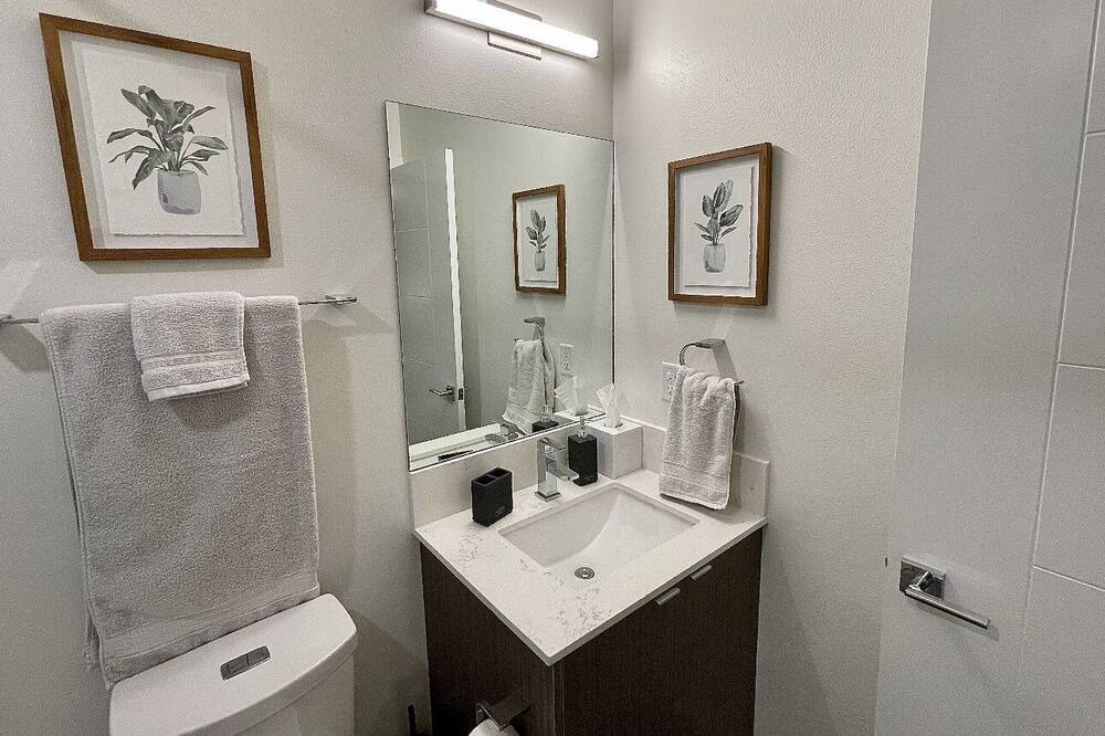 Photo of Bathroom in Columbia City
