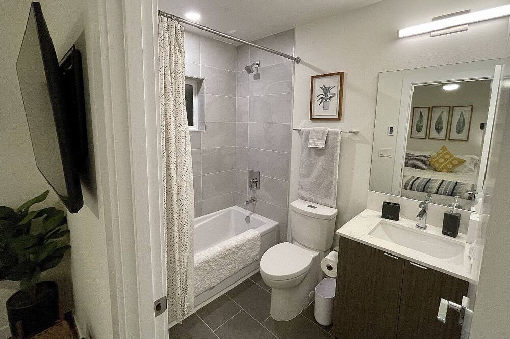 Photo of Bathroom in Columbia City