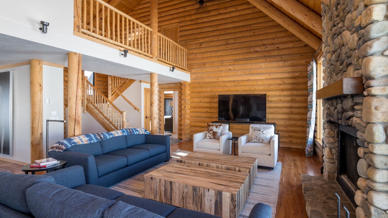 Photo of Livingroom in Hailey