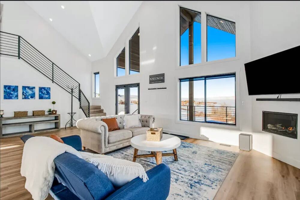 Photo of Livingroom in Fish Haven