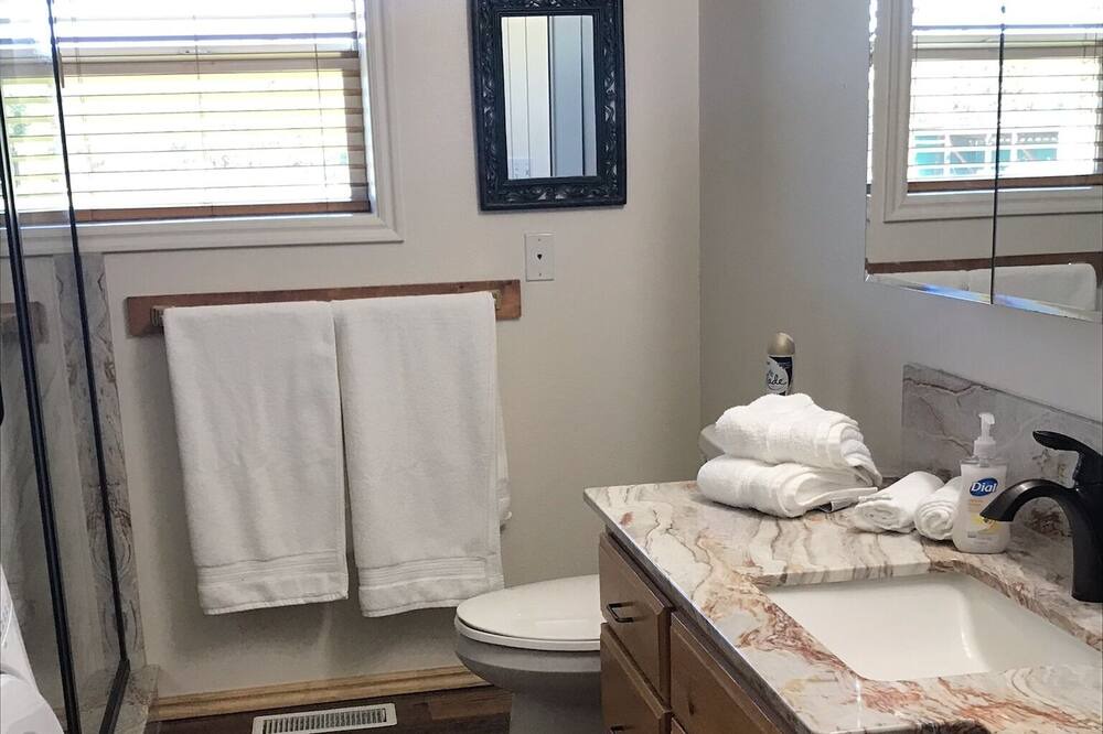 Photo of Bathroom in St. Anthony
