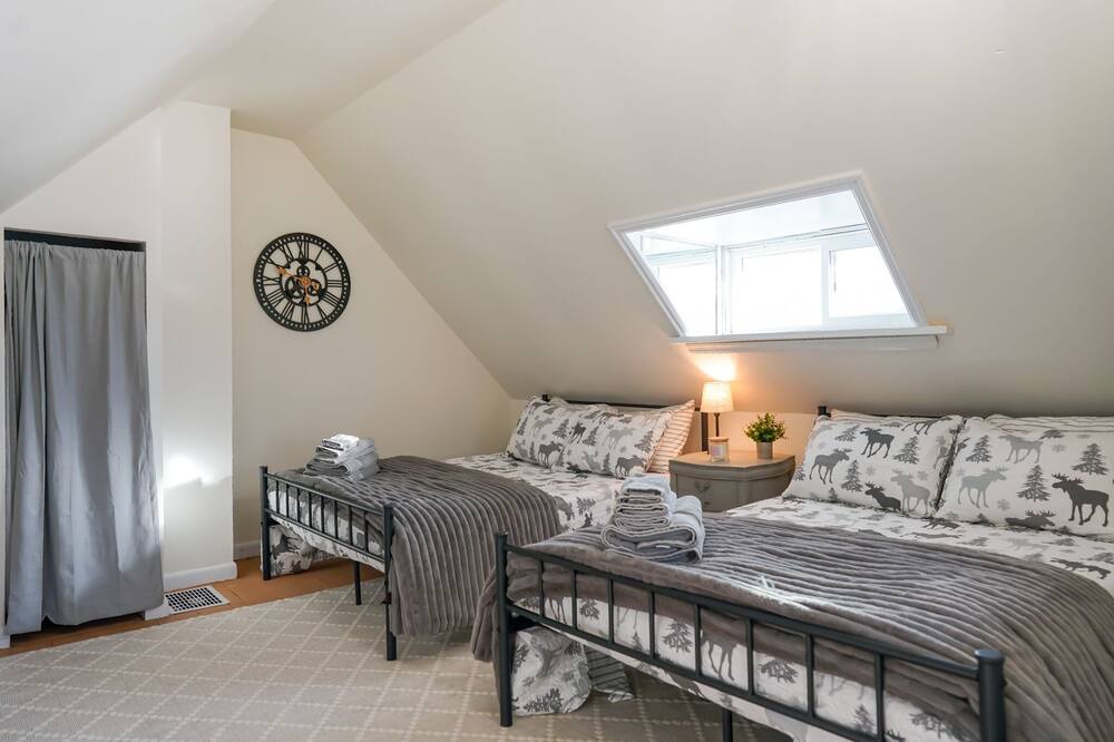 Photo of Bedroom in Harrison