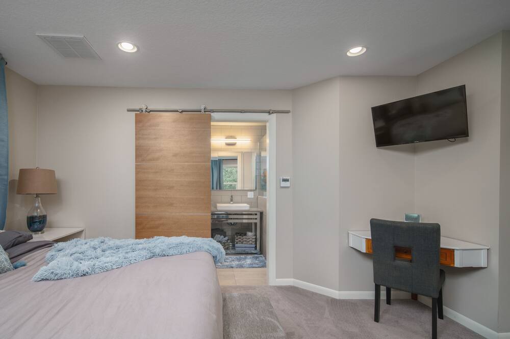 Photo of Bedroom in Cedar Hills