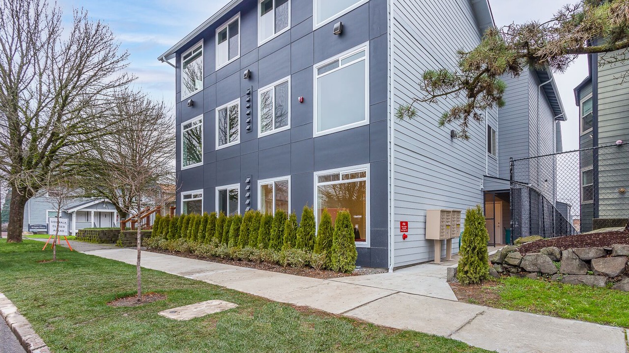Photo of Outdoor in Hilltop