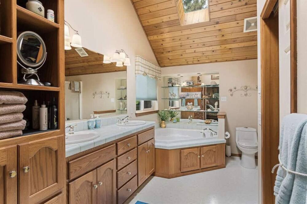 Photo of Bathroom in Sequim