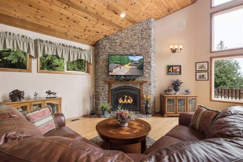 Photo of Livingroom in Sequim