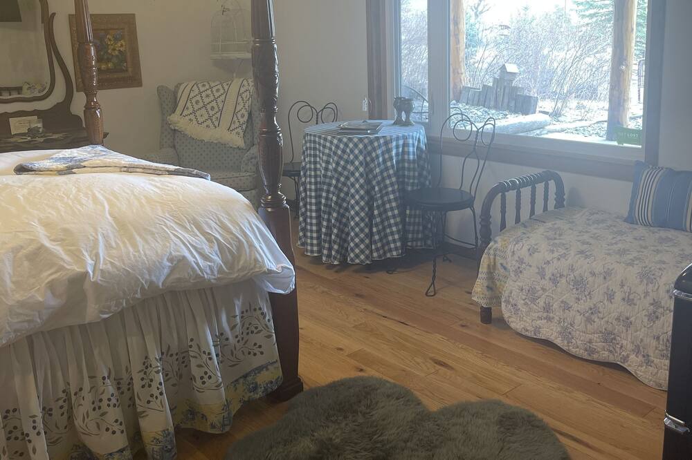 Photo of Bedroom in Emigrant