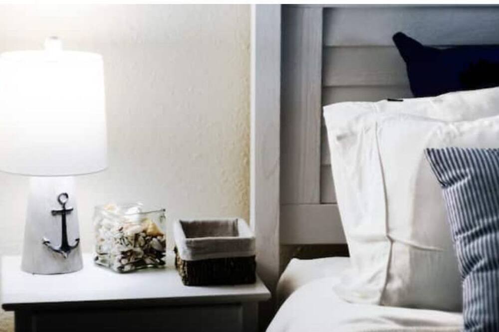 Photo of Bedroom in Hoodsport