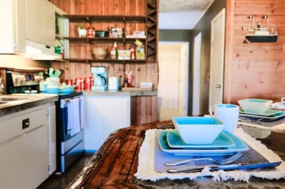 Photo of Kitchen in Hoodsport