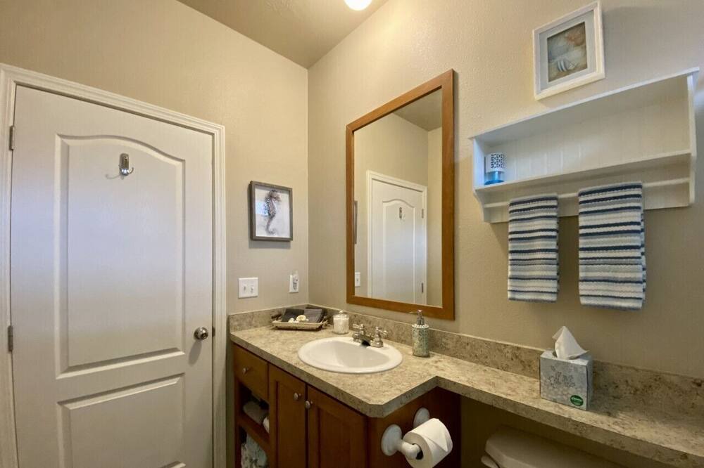 Photo of Bathroom in Oyehut-Hogans Corner