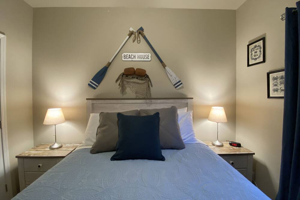 Photo of Bedroom in Oyehut-Hogans Corner