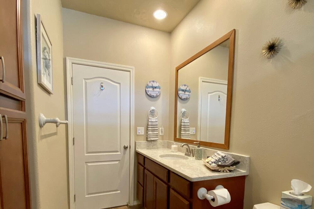 Photo of Bathroom in Oyehut-Hogans Corner
