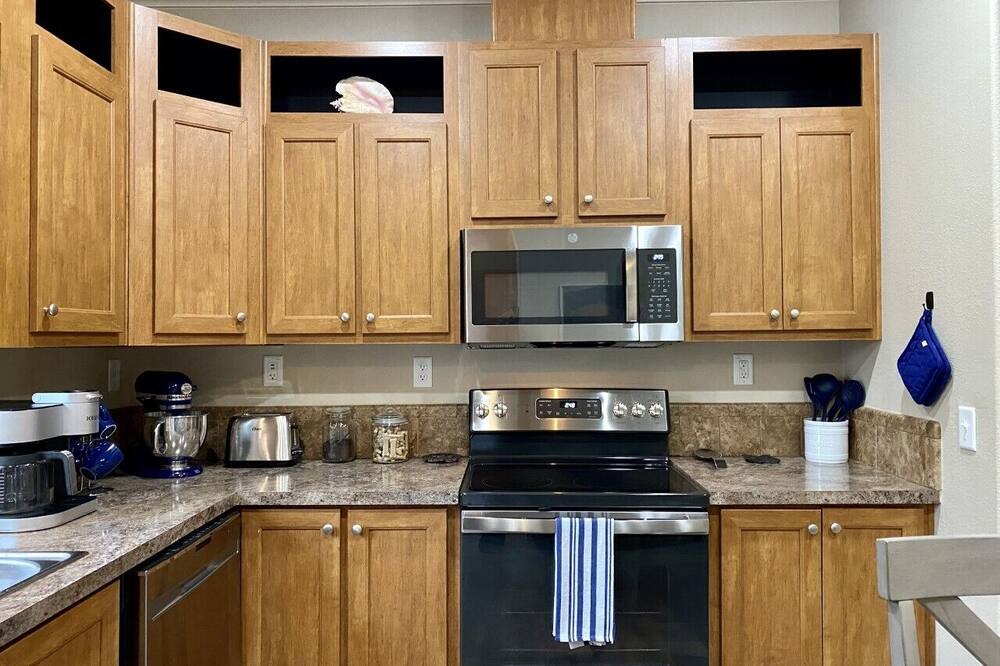 Photo of Kitchen in Oyehut-Hogans Corner