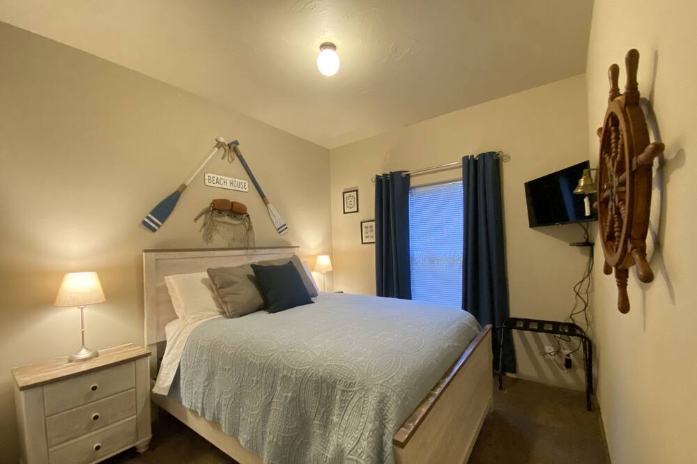 Photo of Bedroom in Oyehut-Hogans Corner