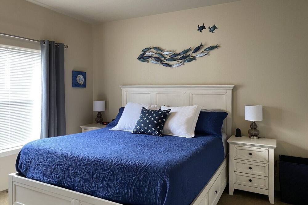 Photo of Bedroom in Oyehut-Hogans Corner