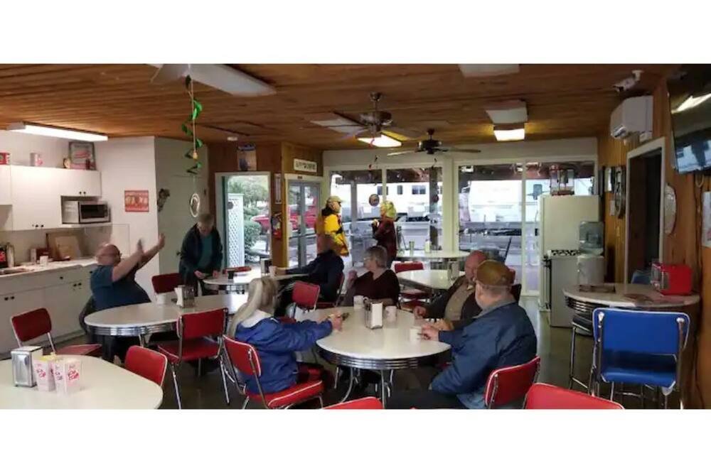 Photo of Others in Roseburg