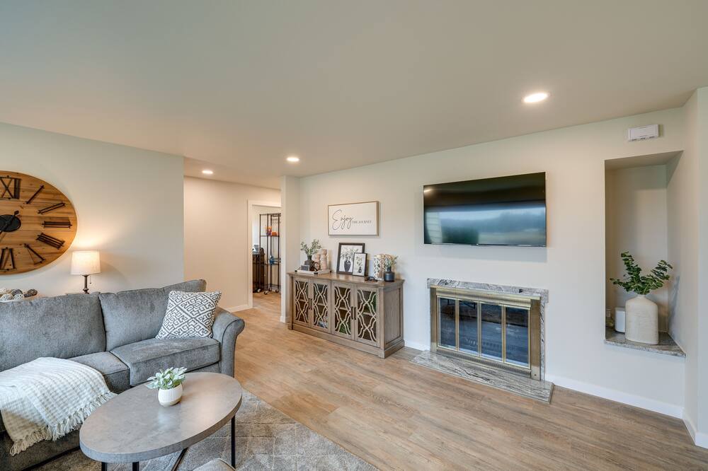 Photo of Livingroom in Oak Harbor