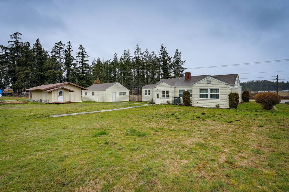Photo of Outdoor in Oak Harbor