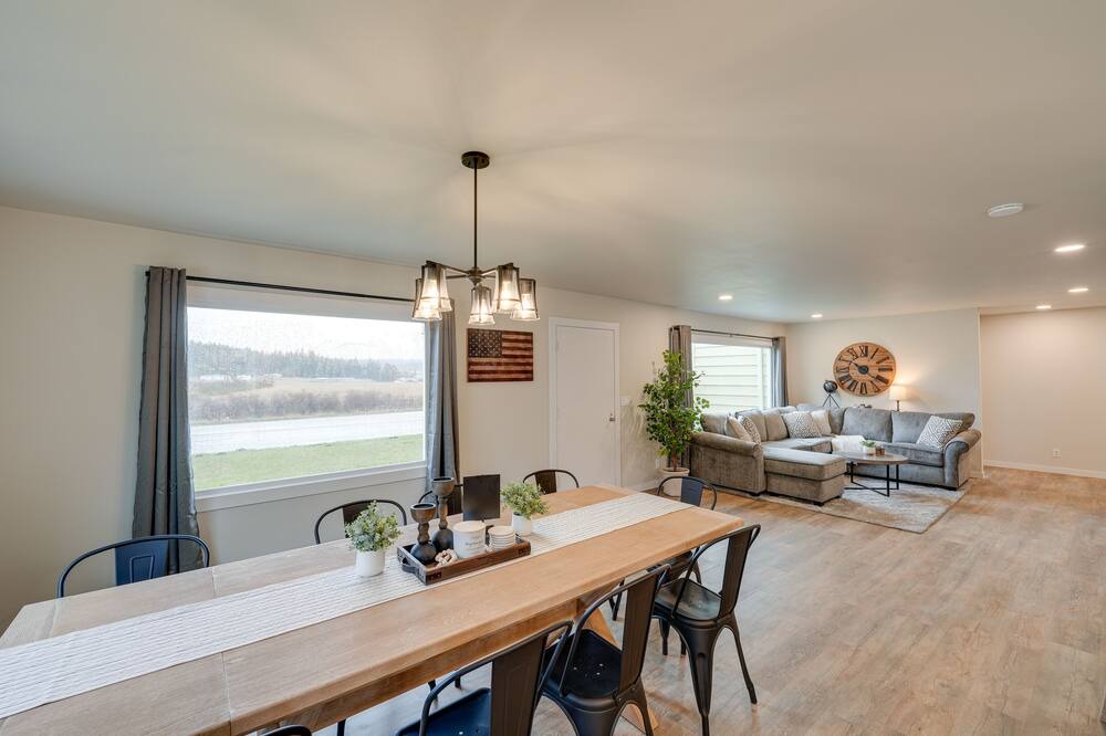 Photo of Bedroom in Oak Harbor