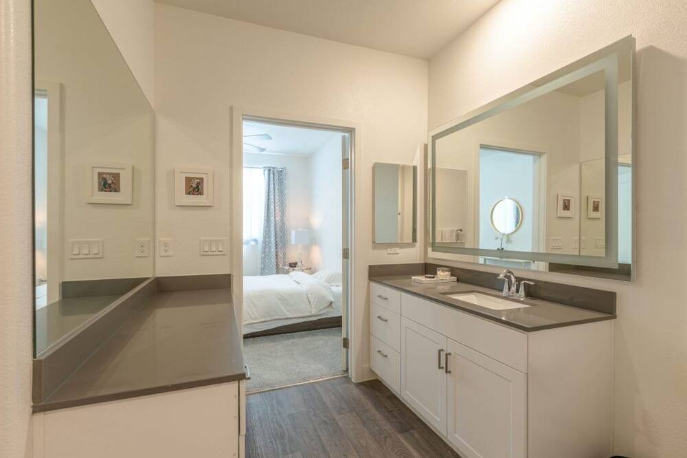 Photo of Bathroom in Star