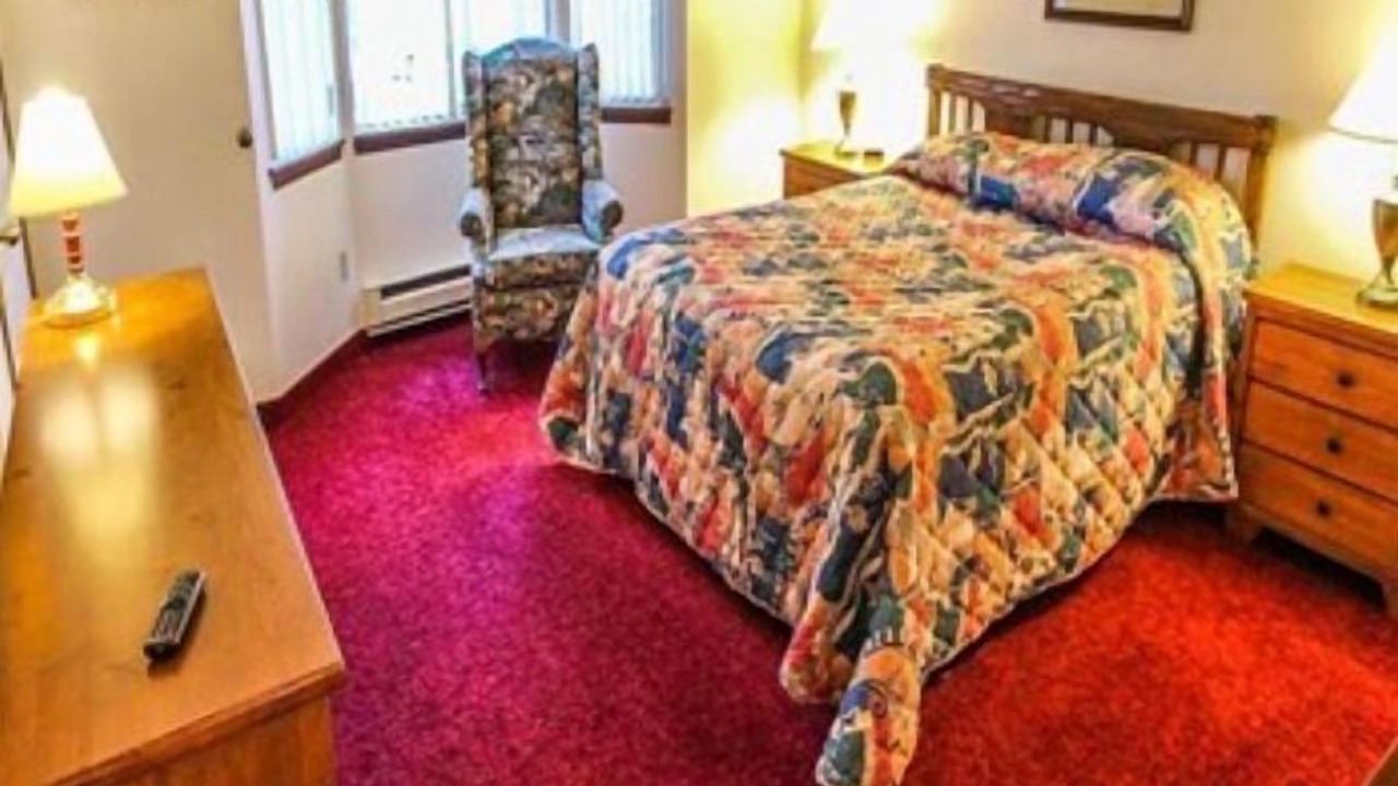 Photo of Bedroom in Island Park