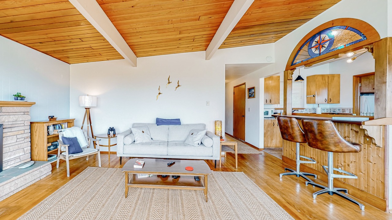 Photo of Livingroom in Coupeville