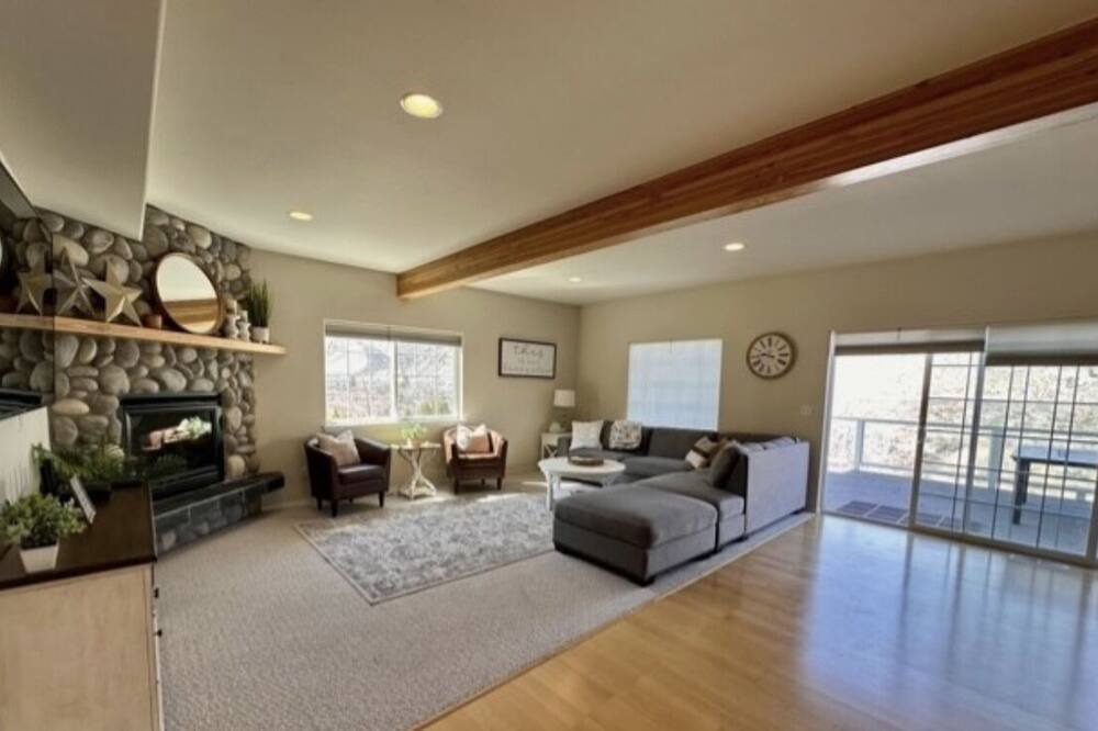Photo of Bedroom in Orondo