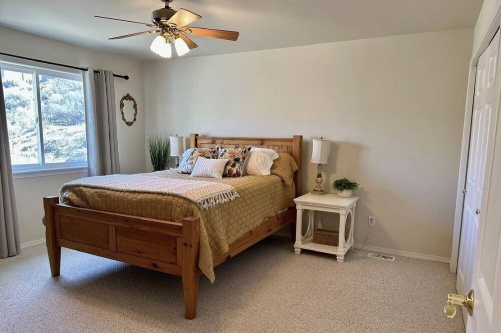 Photo of Bedroom in Orondo