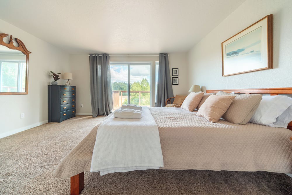 Photo of Bedroom in Waller