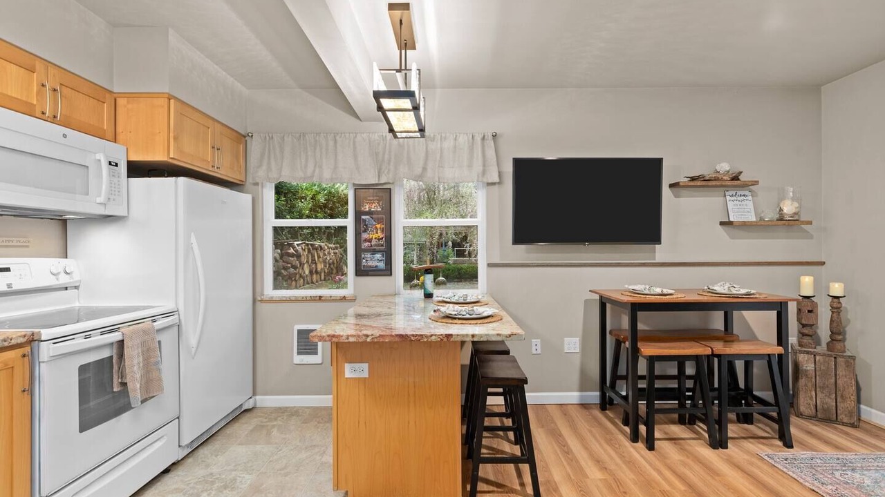 Photo of Kitchen in West Hills