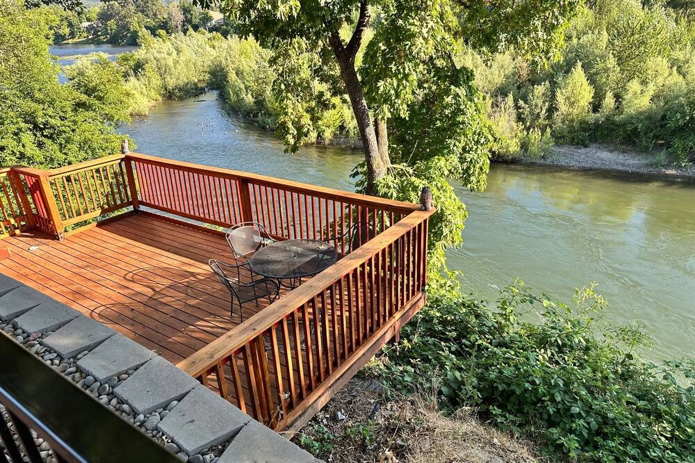 Photo of Outdoor in Grants Pass
