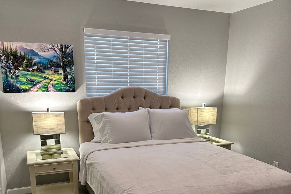 Photo of Bedroom in Grants Pass