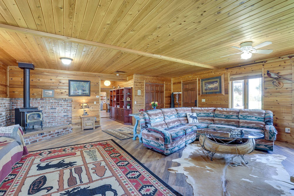 Photo of Livingroom in Medical Lake