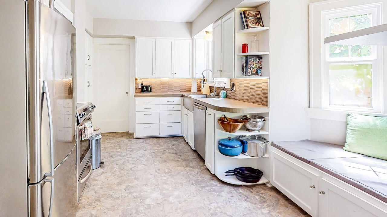Photo of Kitchen in Hosford-Abernethy