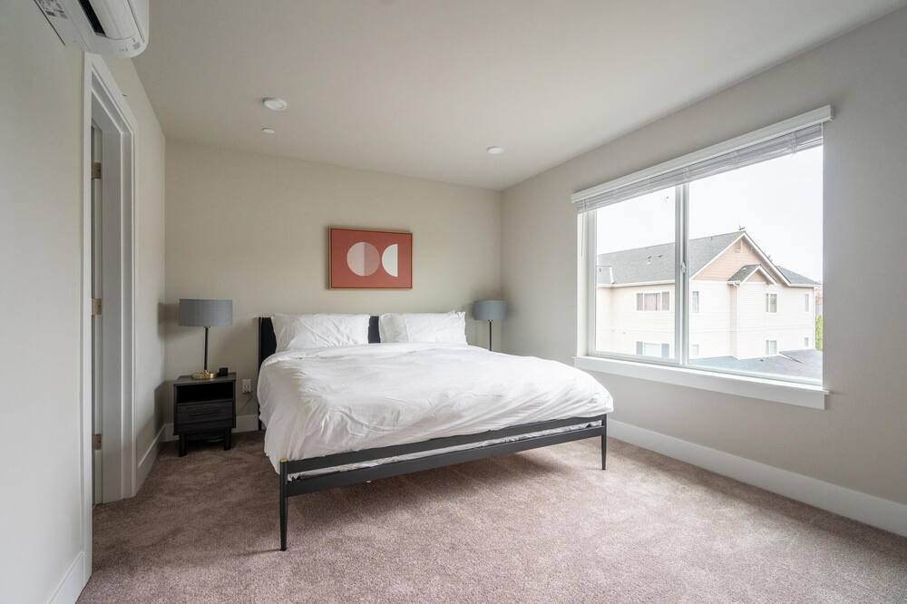 Photo of Bedroom in Bothell