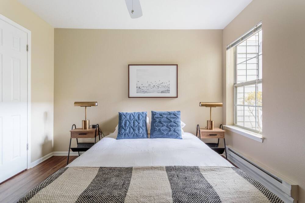 Photo of Bedroom in Five Oaks