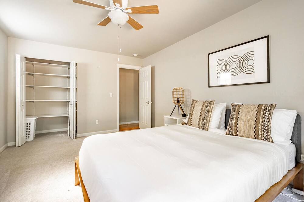 Photo of Bedroom in Union Hill-Novelty Hill