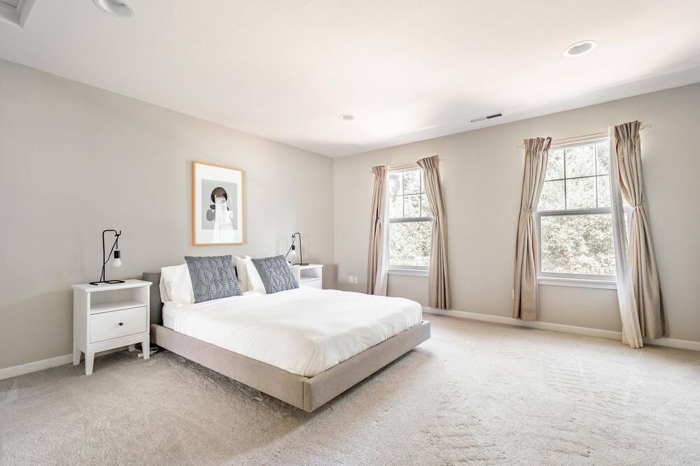 Photo of Bedroom in Union Hill-Novelty Hill