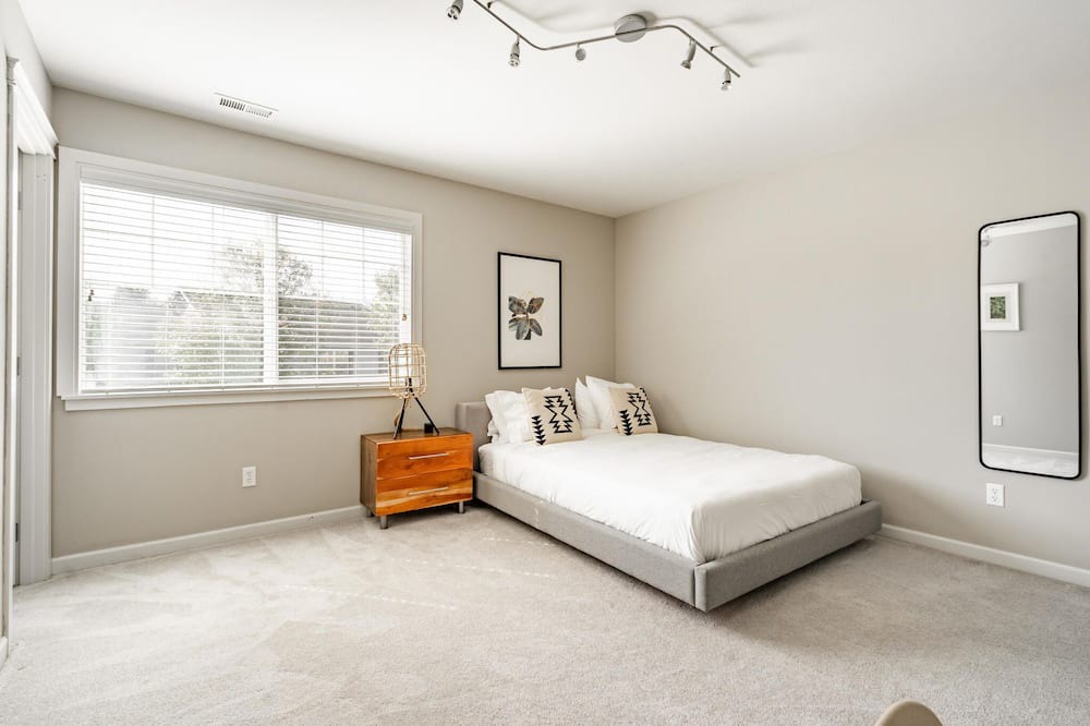 Photo of Bedroom in Union Hill-Novelty Hill