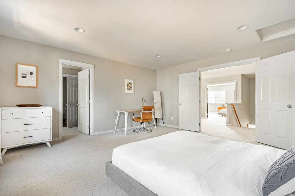 Photo of Bedroom in Union Hill-Novelty Hill