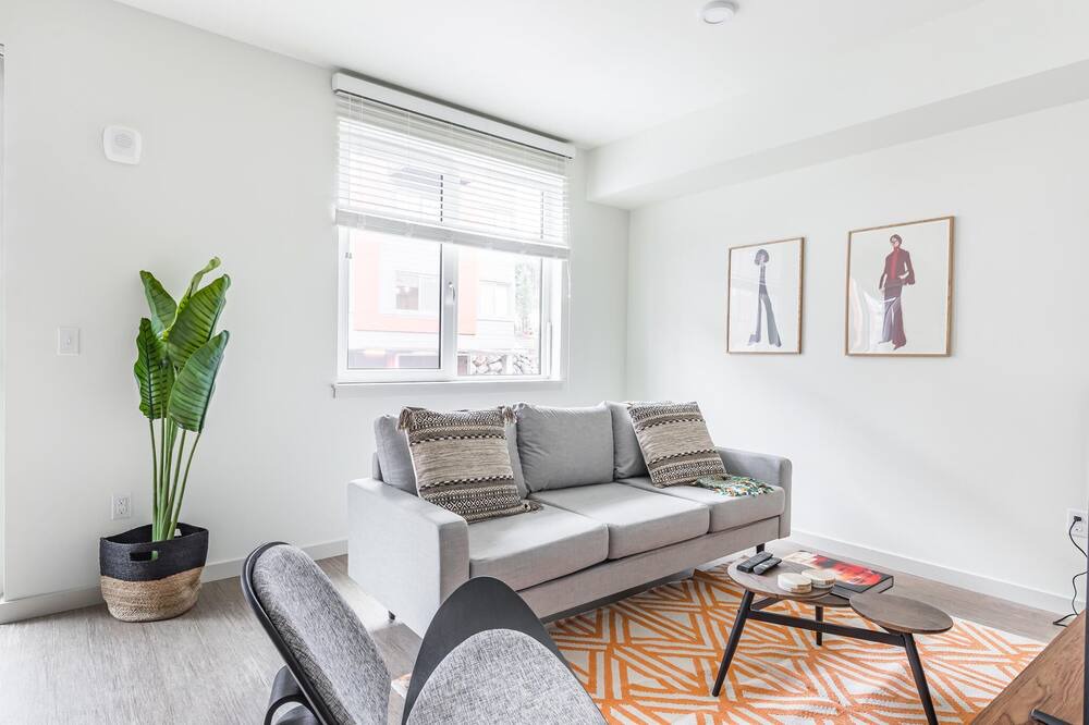 Photo of Livingroom in Redmond