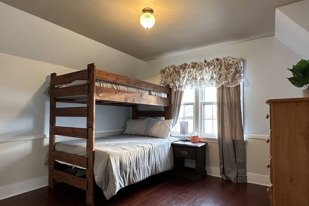 Photo of Bedroom in Montpelier