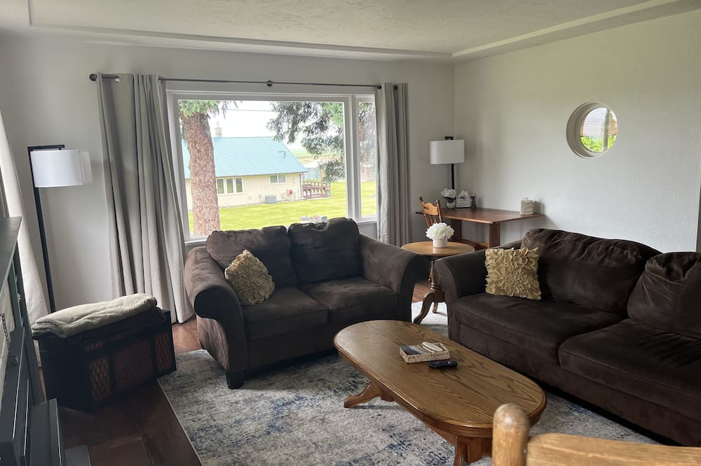 Photo of Livingroom in Lewiston